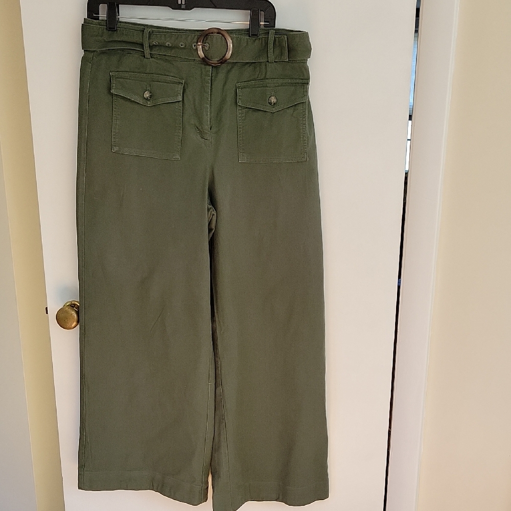 LOFT Green Wide Leg Cropped Pants